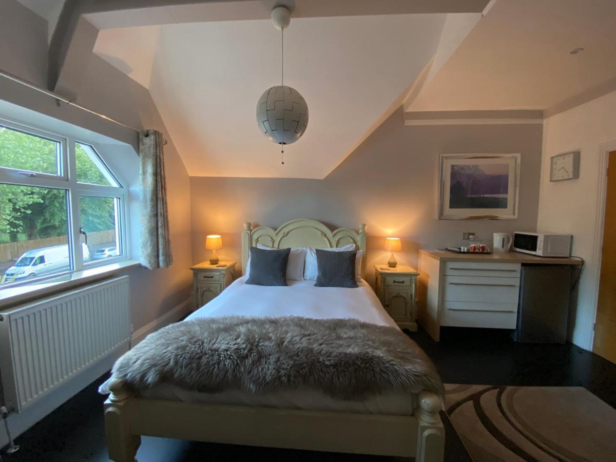Harlestone Retreat (Adults Only) Otel Northampton Dış mekan fotoğraf
